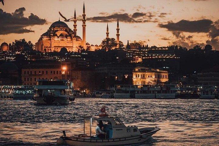 Bosphorus Dinner Cruise for Transit Passengers with Pick up