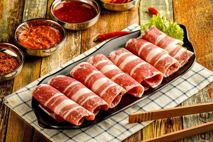 地元市場見学付き半日プライベート鍋料理教室