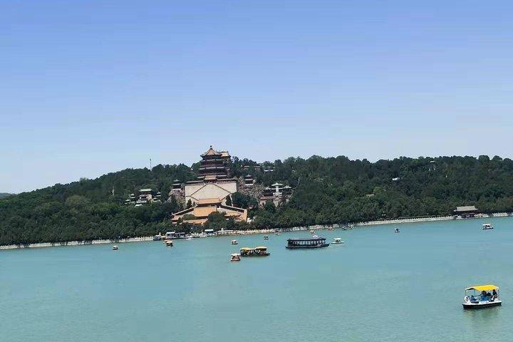 Private Layover Trip to Mutianyu Great Wall&Summer Palace with English Driver