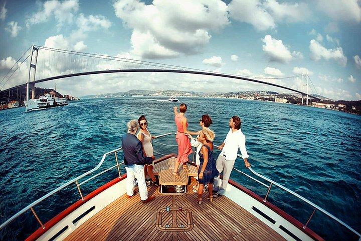 Bosphorus Cruise And Asia Minor Tour