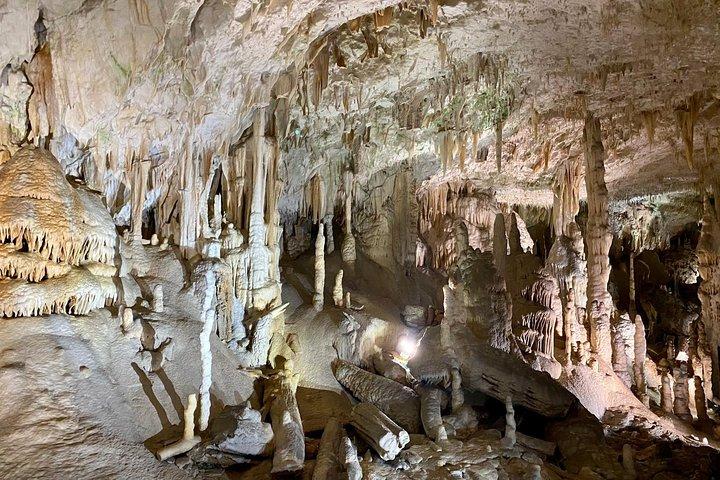 Postojna Cave-dagstur fra Ljubljana