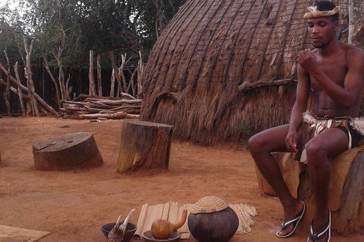 Parc des zones humides d'Isimangaliso (Sainte-Lucie) et village culturel DumaZulu