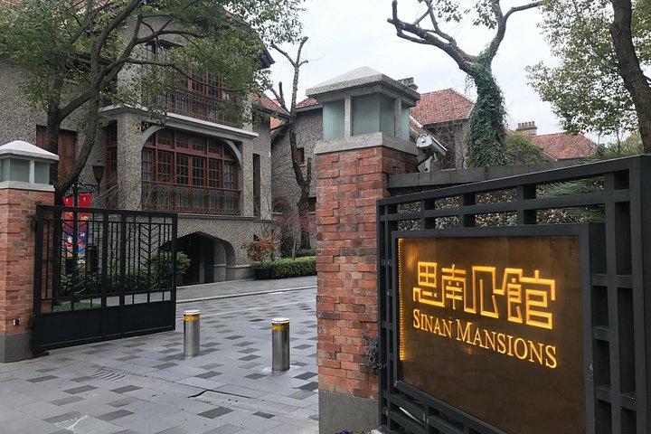 外灘の上海ツアー、FFC、東方明珠電視塔内でのディナー
