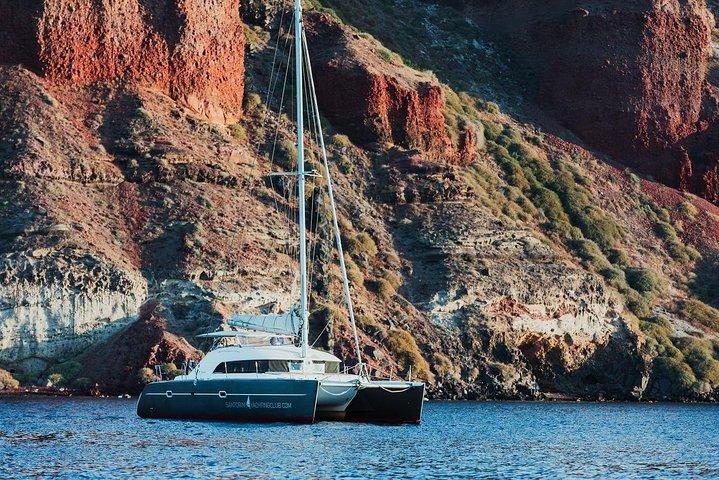 Private Beautiful Day oder Romantic Sunset Cruise mit Essen und Getränken