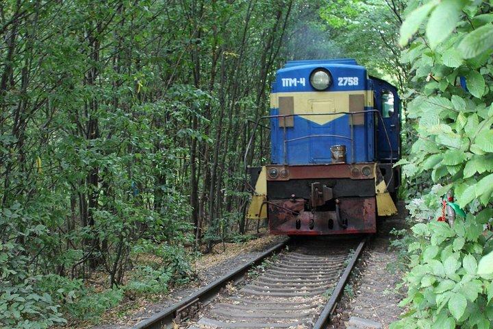キエフからの専用車による愛の往復送迎
