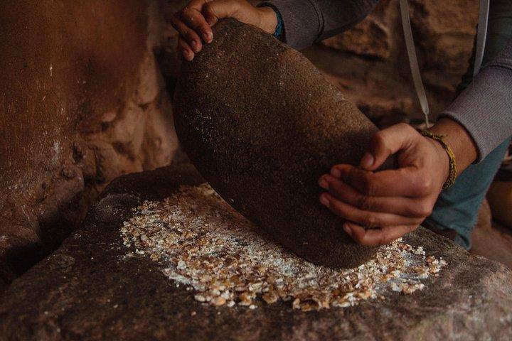 Make artisan chocolate , chicha de jora and ceramic ornaments with local experts