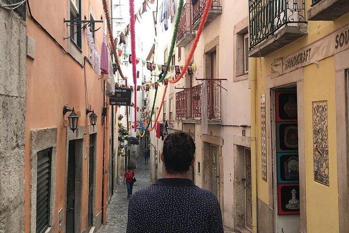 Lisbon's Kickstart Tour with a Local