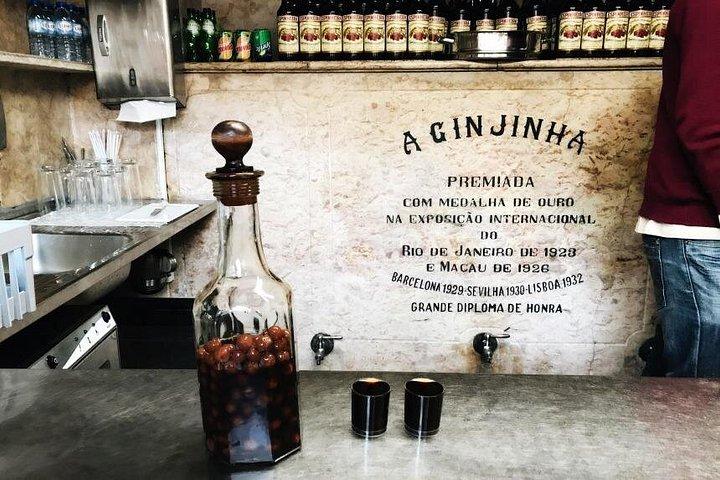 Lisbon's Kickstart Tour with a Local