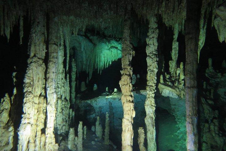 Cenote diving Dream Gate