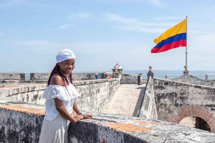 Playa Morena Beach Club Whith Lunch And Walking tour of fort San Fernando