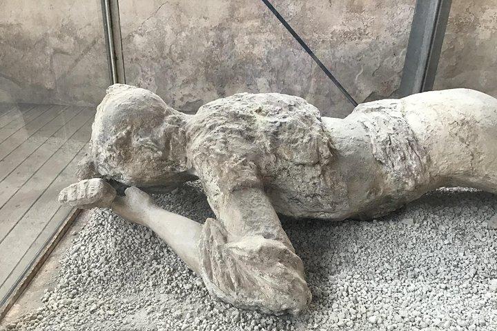 Pompeya y Herculano con arqueólogo, grupo pequeño de 10!!!