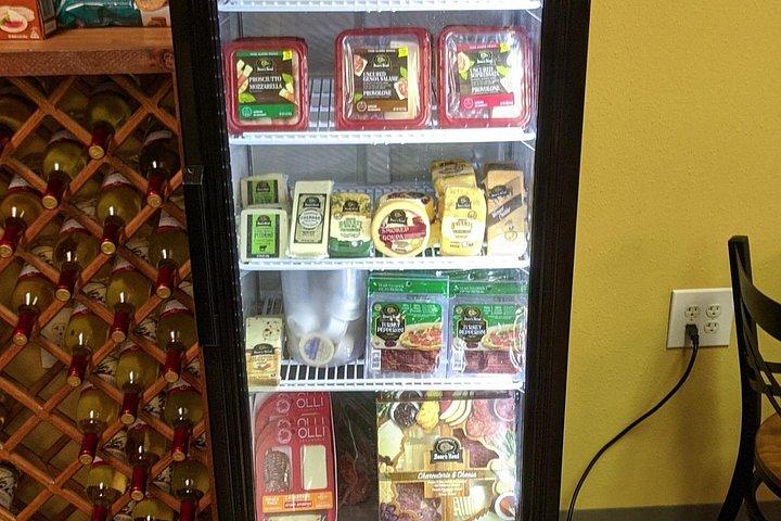 アスピレーション ワイナリーでのツアーとワインの試飲体験