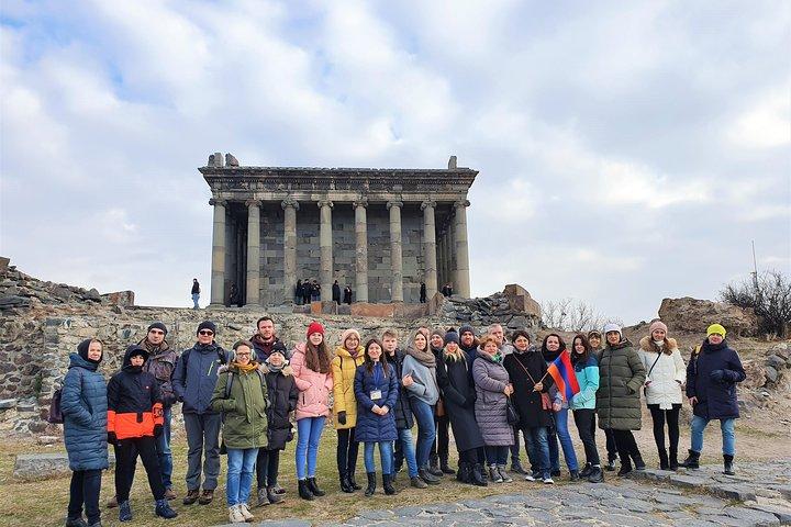 Grupperejse: Garni hedenske tempel, Geghard kloster, Sevan-søen, Sevanavank