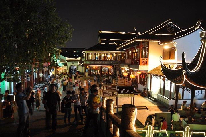 Zhujiajiao Water Town og Shanghai City Self-Guide 10-timers privat transfer-tur
