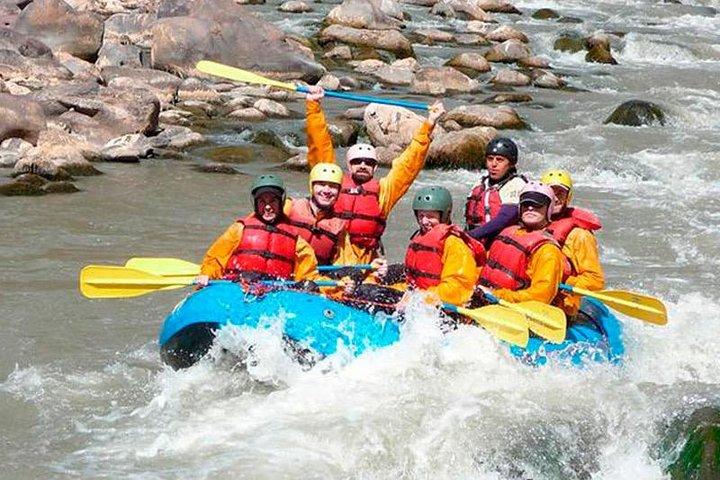 River Rafting + Zipline Cuzco, Abenteuertour