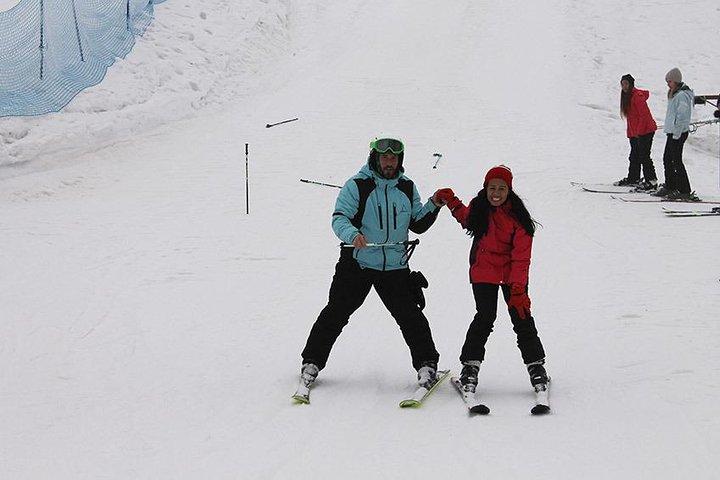 ベオグラードからの雪とスキー体験の日帰り旅行