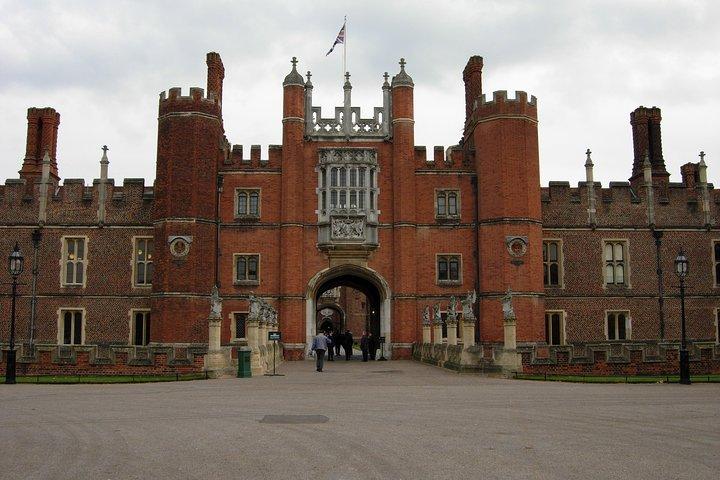 Visite privée de Hampton Court Palace au départ de Londres