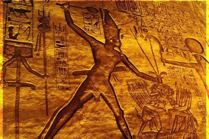 Escursione ad Abu Simbel gita di un giorno da Assuan (auto privata e guida privata)