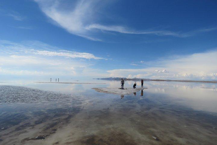 Uyuni Salt Flats Starlight & Sunrise Experience