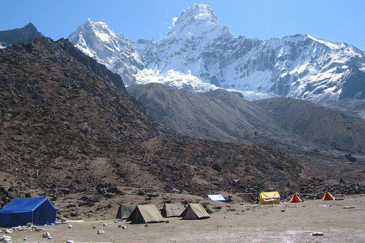 13 Days Amadablam Base Camp Trekking,