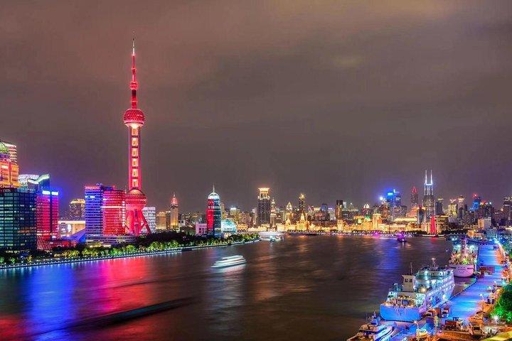 Shanghai privat solnedgångstur: Temple, Xintiandi + middag i Oriental Pearl Tower