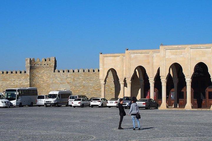 Private Ateshgah & Yanardag Tour