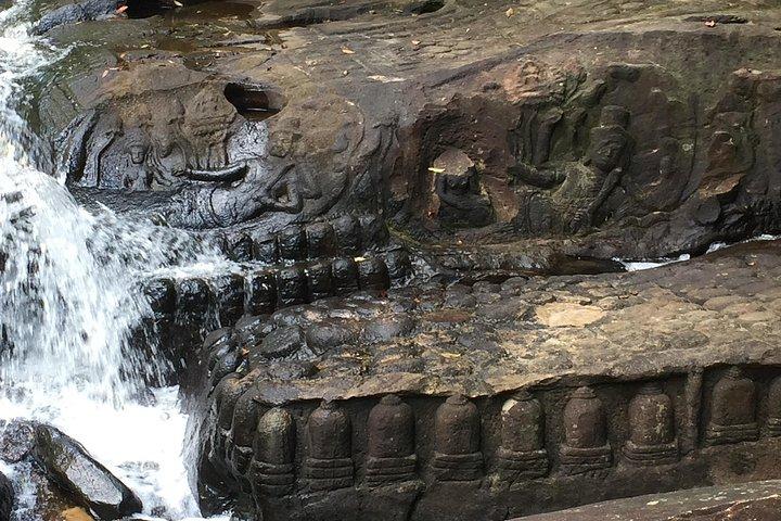 Kbal Spean & Beng Mealea ジャングルツアー:プライベート日帰り旅行