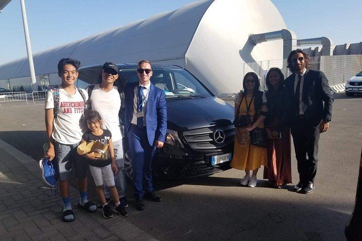 Privater VIP-Flughafentransfer von Rom nach Rom