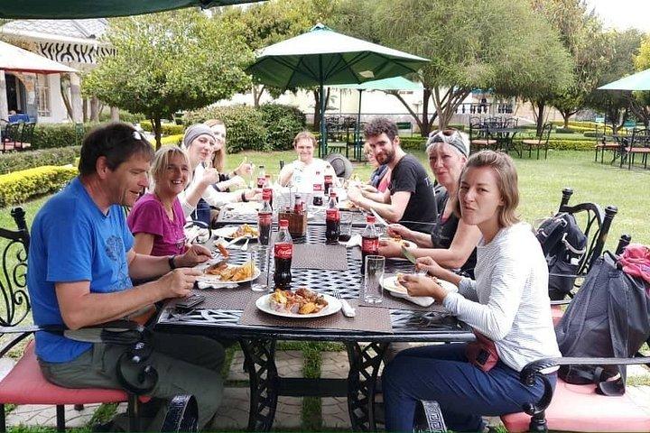 7-Day Uganda Adventure Safari - Midrange Lodges