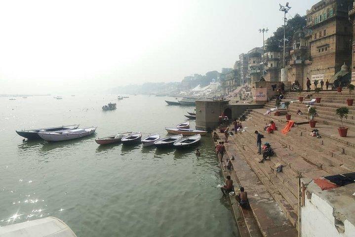 Privater Transfer von Agra nach Varanasi mit dem Auto