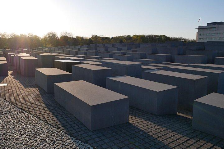 Berlin Highlights Private Guided Walking Tour
