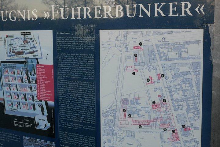 Berlin Highlights Private Guided Walking Tour