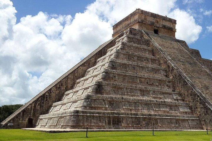 Chichén Itzá, Chichikán Cenote & Valladolid Tur från Tulum
