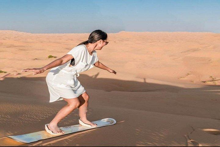 Safari dans le désert de Dubaï, Dune Bashing, balade à dos de chameau, sandboard et barbecue