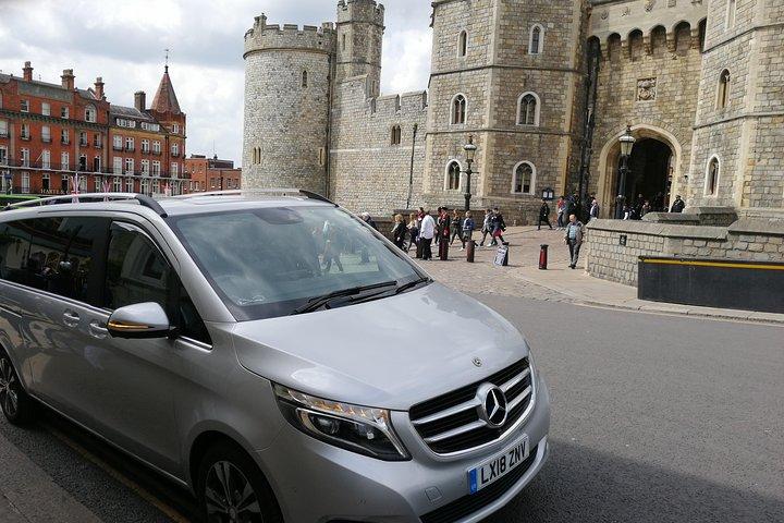 Transporte privado de e para Londres com escala em Windsor e seu castelo