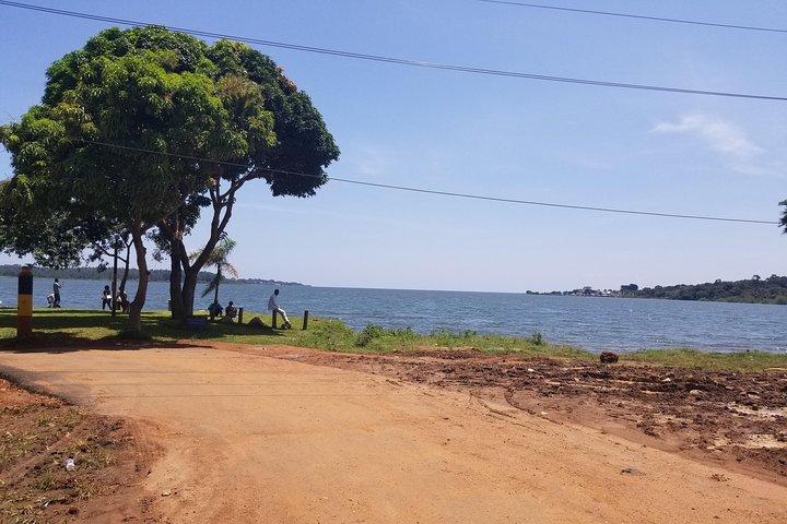 Uganda Community Tour
