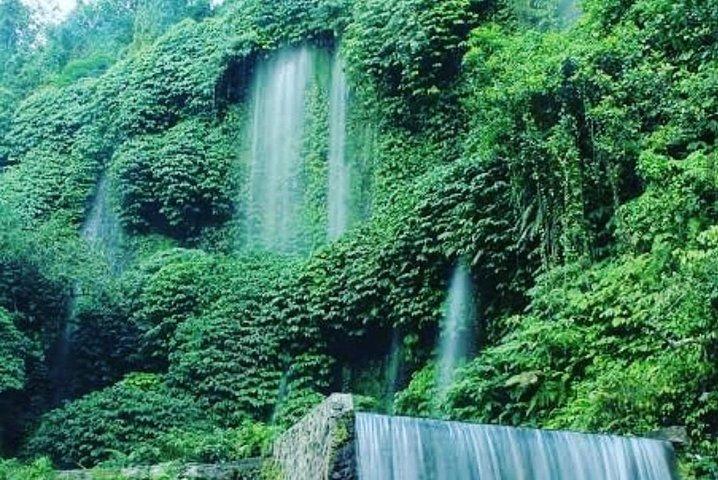 Pacchetto turistico Lombok Backpacker 5D / 4N (ostello)