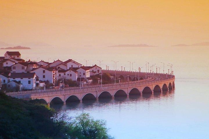 上海から太湖で茶摘みをする蘇州プライベートデイツアー