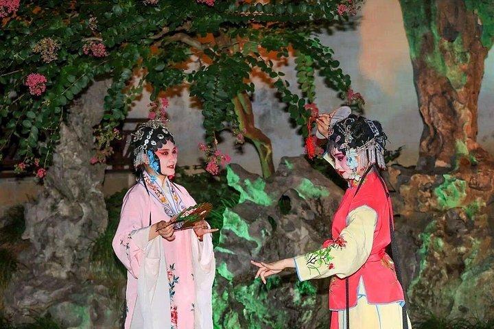 Kun Opera Museum、No.1 Silk Factoryなどをフィーチャーした蘇州プライベートツアー