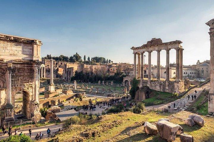Traslado desde el centro de Roma al aeropuerto de Fiumicino con furgoneta