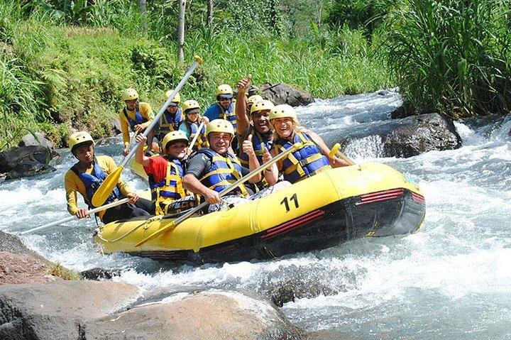 Rafting 7 km e ATV Adventure Tour com almoço de Phuket