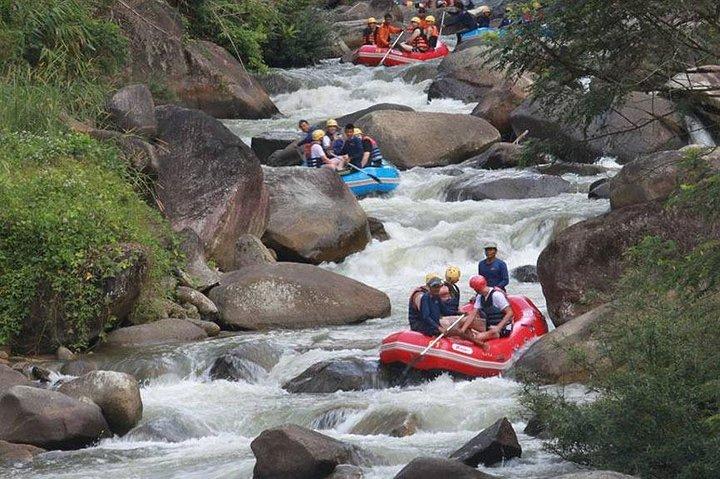 Rafting 7 km e ATV Adventure Tour com almoço de Phuket