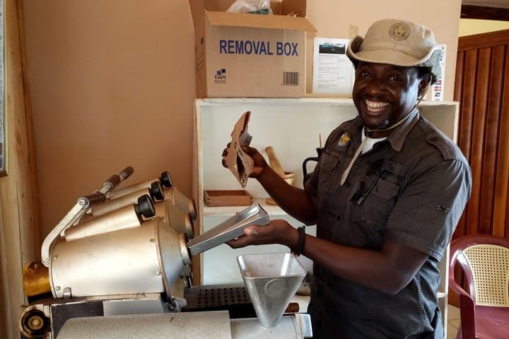 Experiential Coffee Farm Tour with Free Gift