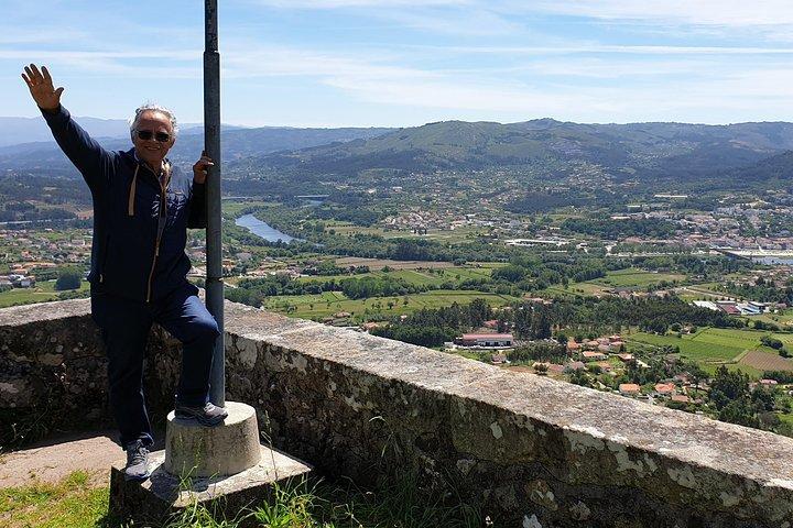 Vinho Verde Ponte Lima Região-pequeno grupo tour-almoço, degustações de vinhos