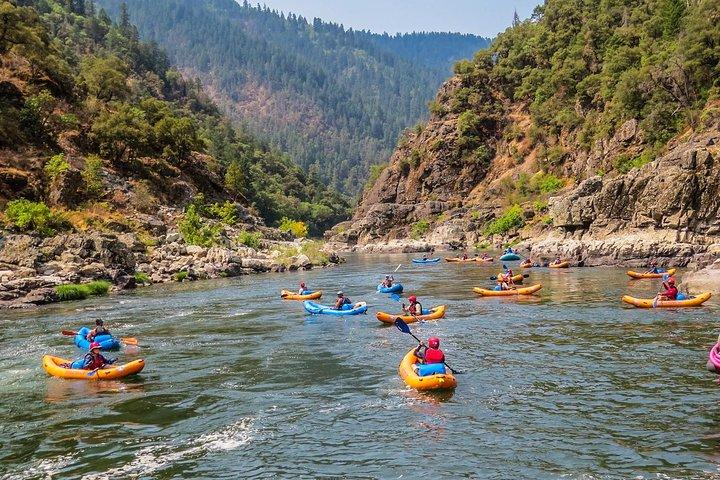 Half-Day Raft Trip des Rogue River Hellgate Canyon