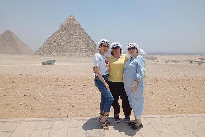 Tours du Caire en escale aux pyramides de Gizeh et au Caire islamique