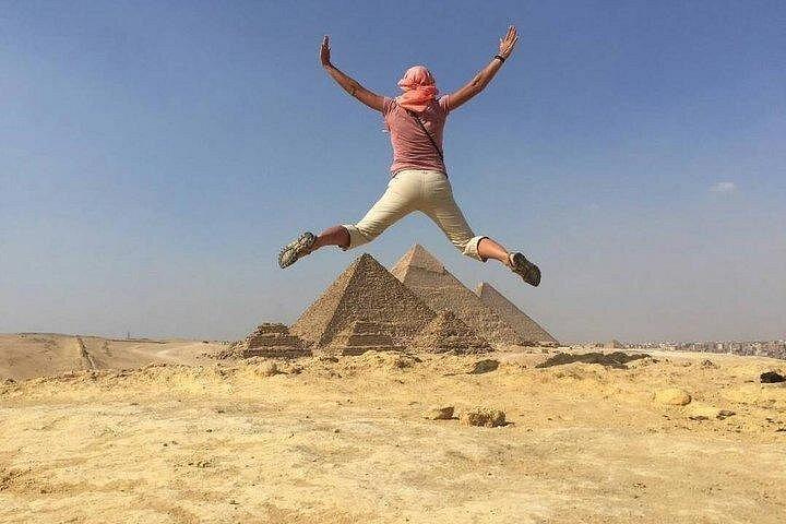 古代エジプトの王たち：6日間のカイロとルクソールのガイド付きツアーと夜行列車