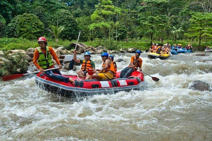 5 km de Rafting em Água Branca + quadriciclo 1 hora saindo de Phuket