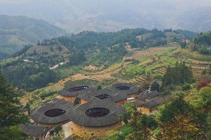 Privat övernattning för att besöka Nanjing och Yongding Tulou slott från Xiamen