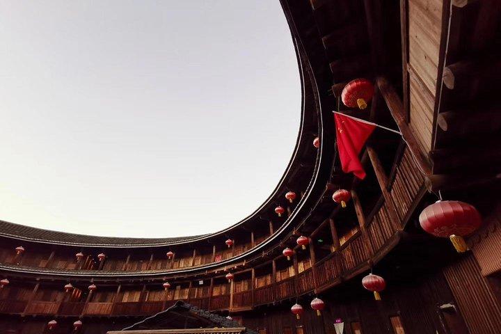 Privat övernattning för att besöka Nanjing och Yongding Tulou slott från Xiamen